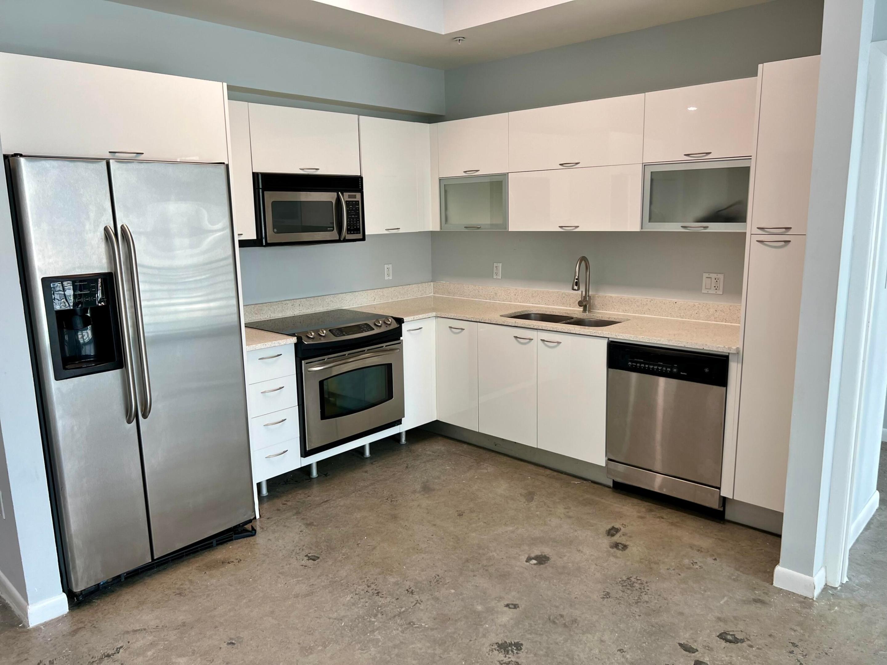 133 NE 2nd Avenue 1006