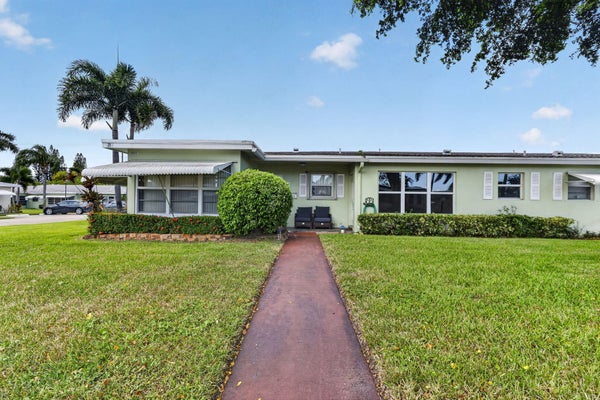 211 COUNTRY LN APT A, BOYNTON BEACH, FL 33435 - Image dd251cfbfc268a3aef54ddd83089f4b7/2090126297