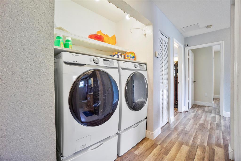 VICTORIA WOODS 3B - Residential