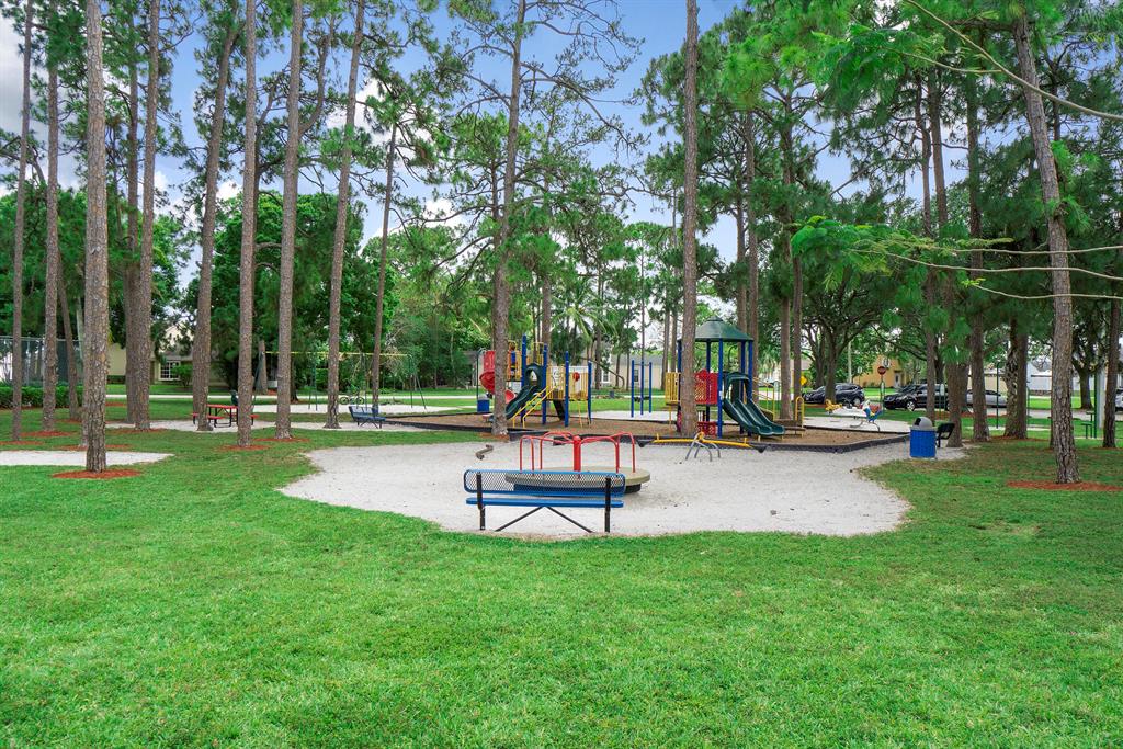 VICTORIA WOODS 3B - Residential