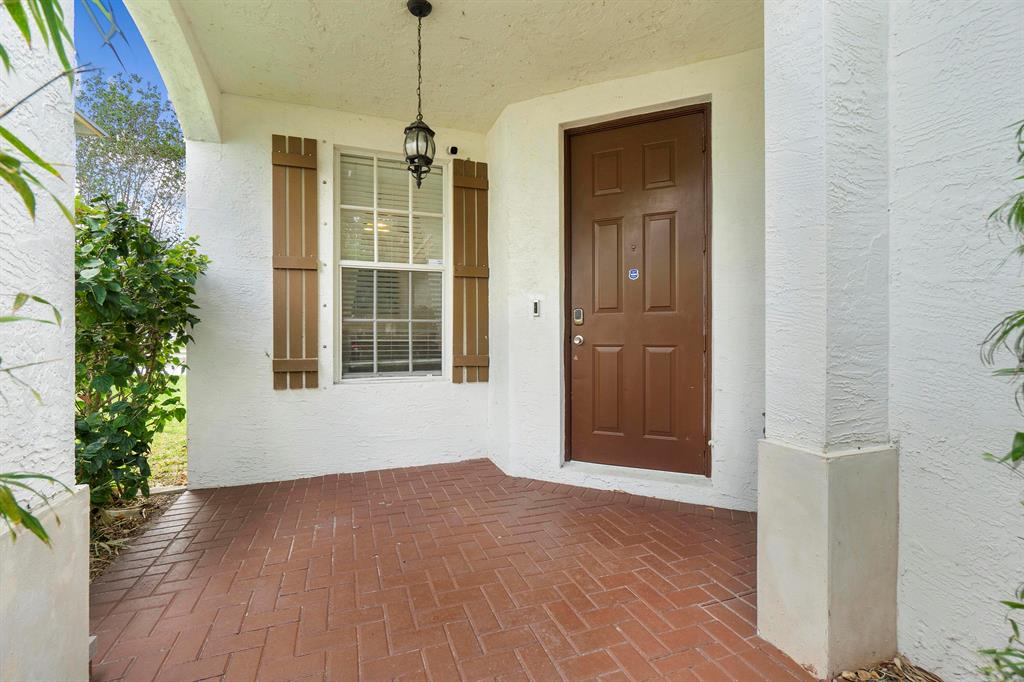 VICTORIA WOODS 3B - Residential