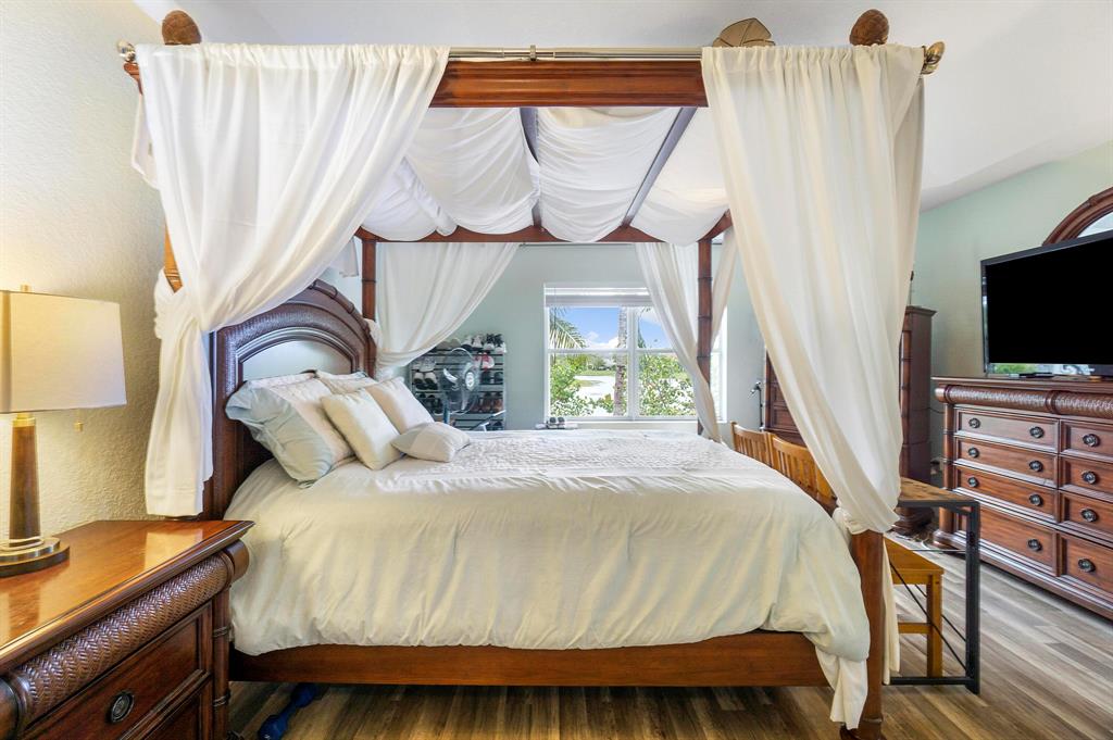 VICTORIA WOODS 3B - Residential