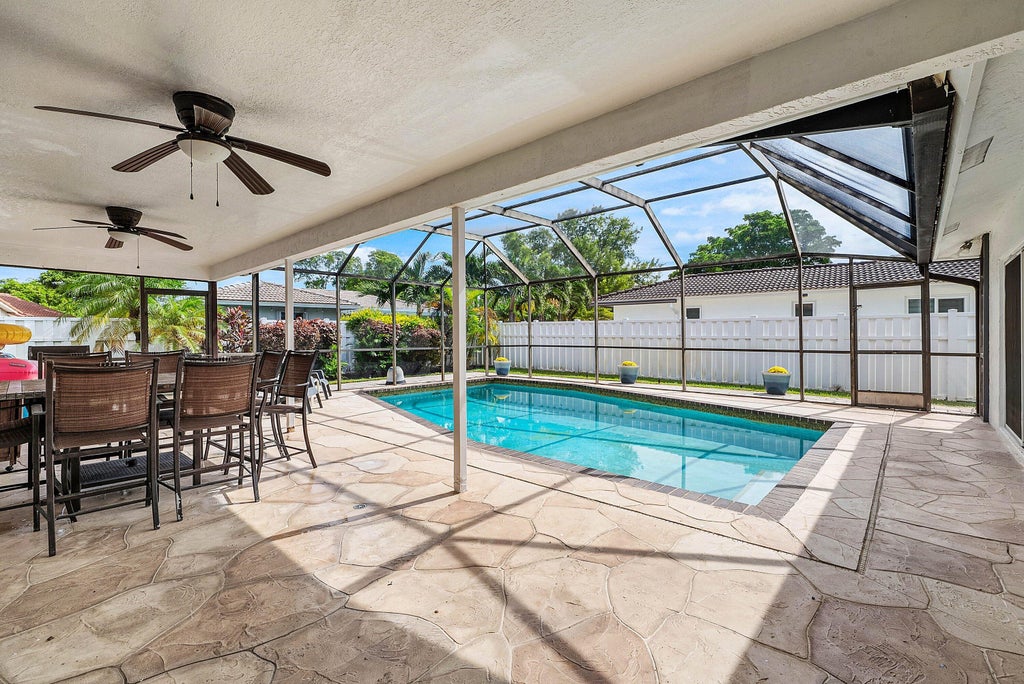 Photo of 10975 NW 19TH Street, Coral Springs, FL 33071 (MLS # B26078903)