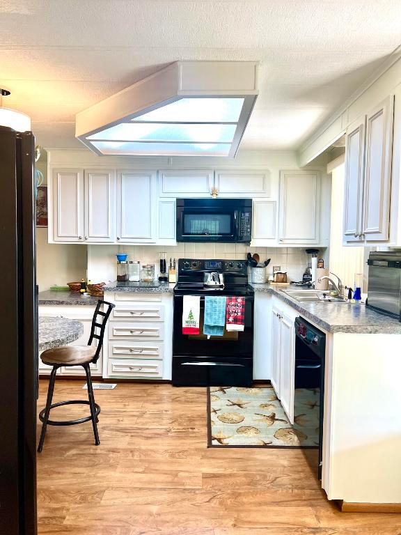 CAMBRIDGE AT HERITAGE RIDGE - Residential