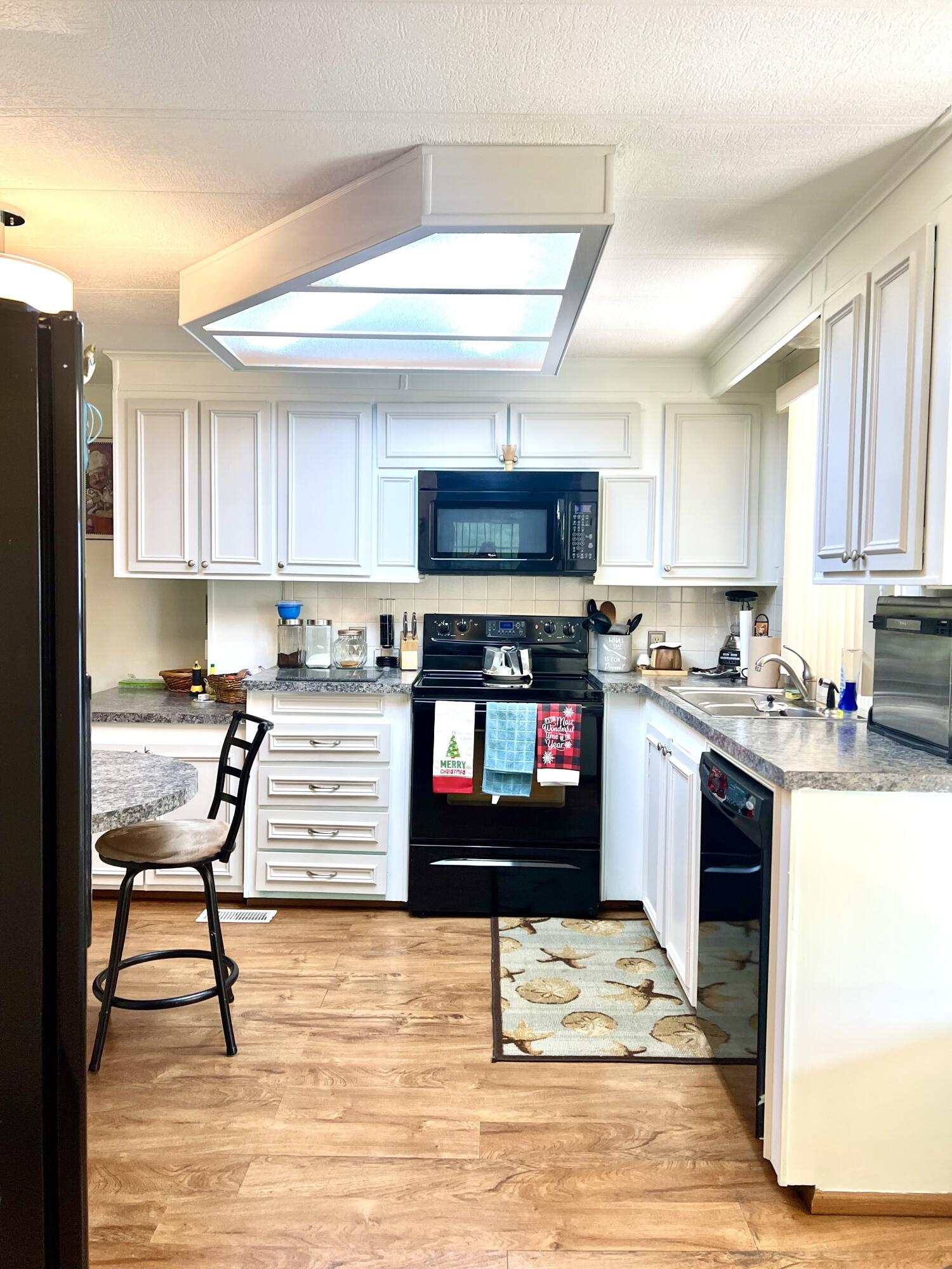 CAMBRIDGE AT HERITAGE RIDGE - Residential