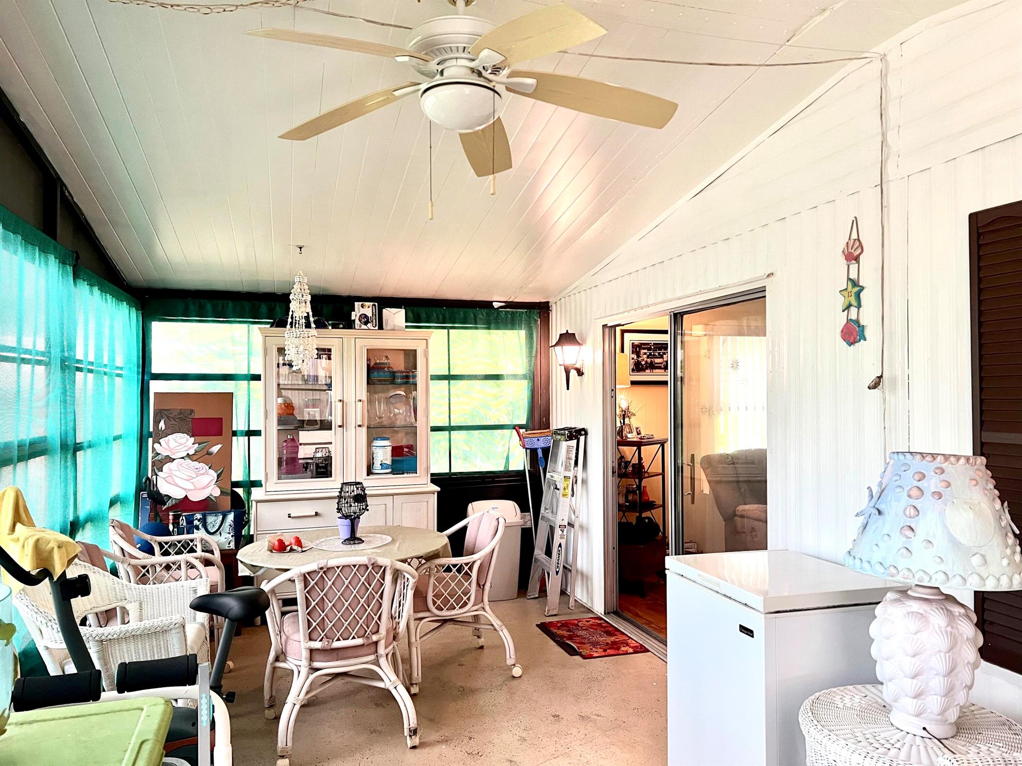 CAMBRIDGE AT HERITAGE RID - Residential