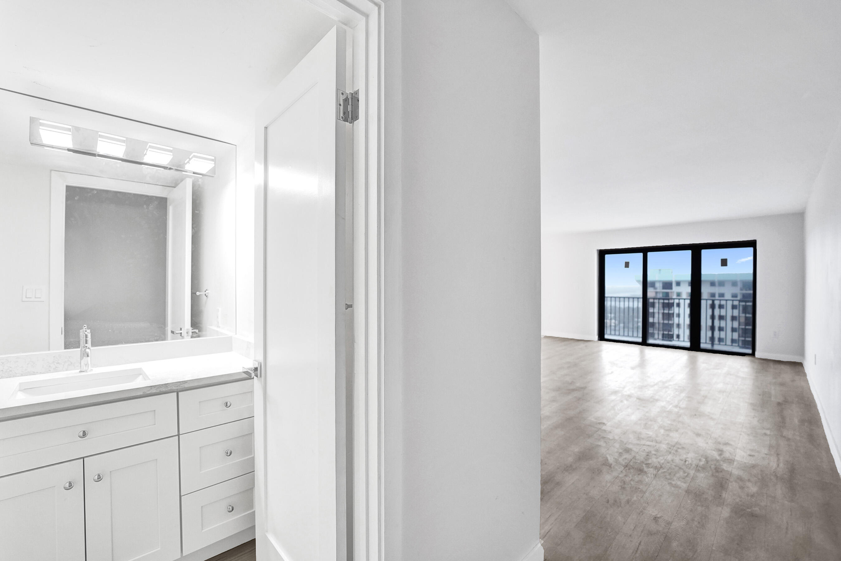 SUMMIT CONDO - Residential
