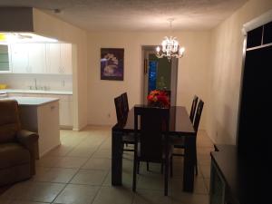 KENT CONDOS - Residential