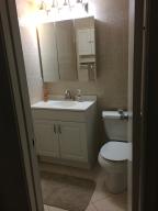 KENT CONDOS - Residential