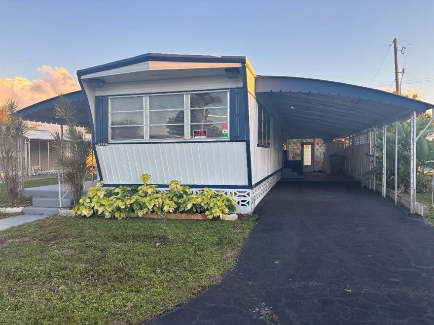 WELL MAINTAINED MANUFACTURED HOME WITH 2 BEDROOMS, 1 BATH, 55+ COMMUNITY. THE LAUNDRY IS CONVENIENTLY LOCATED INSIDE THE HOME (NOT IN THE SHED). ONLY 3 MILES FROM DESIRABLE DEERFIELD BEACH!!! CLUBHOUSE WITH HEATED POOL AND SOCIAL ACTIVITIES. HOME IS BEING SOLD FURNISHED. LOT RENTAL $1,288 MONTHLY