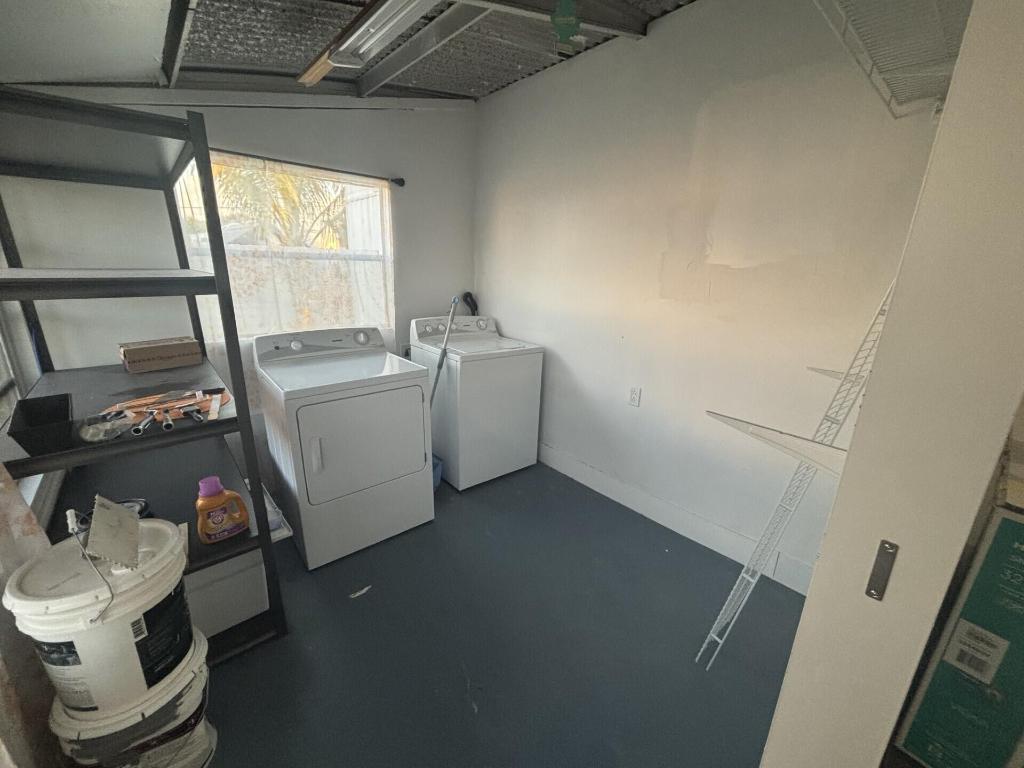 BREEZE HILL RESORT MOBILE HOME PARK - Residential