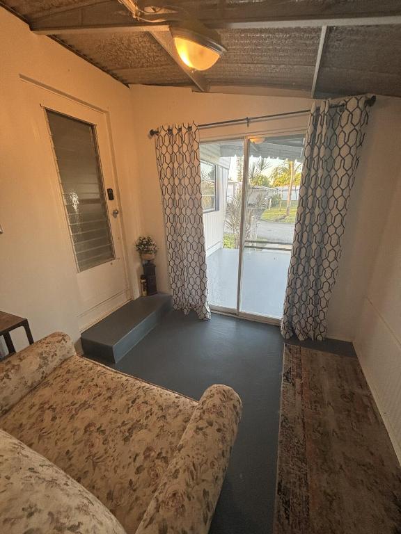 BREEZE HILL RESORT MOBILE HOME PARK - Residential