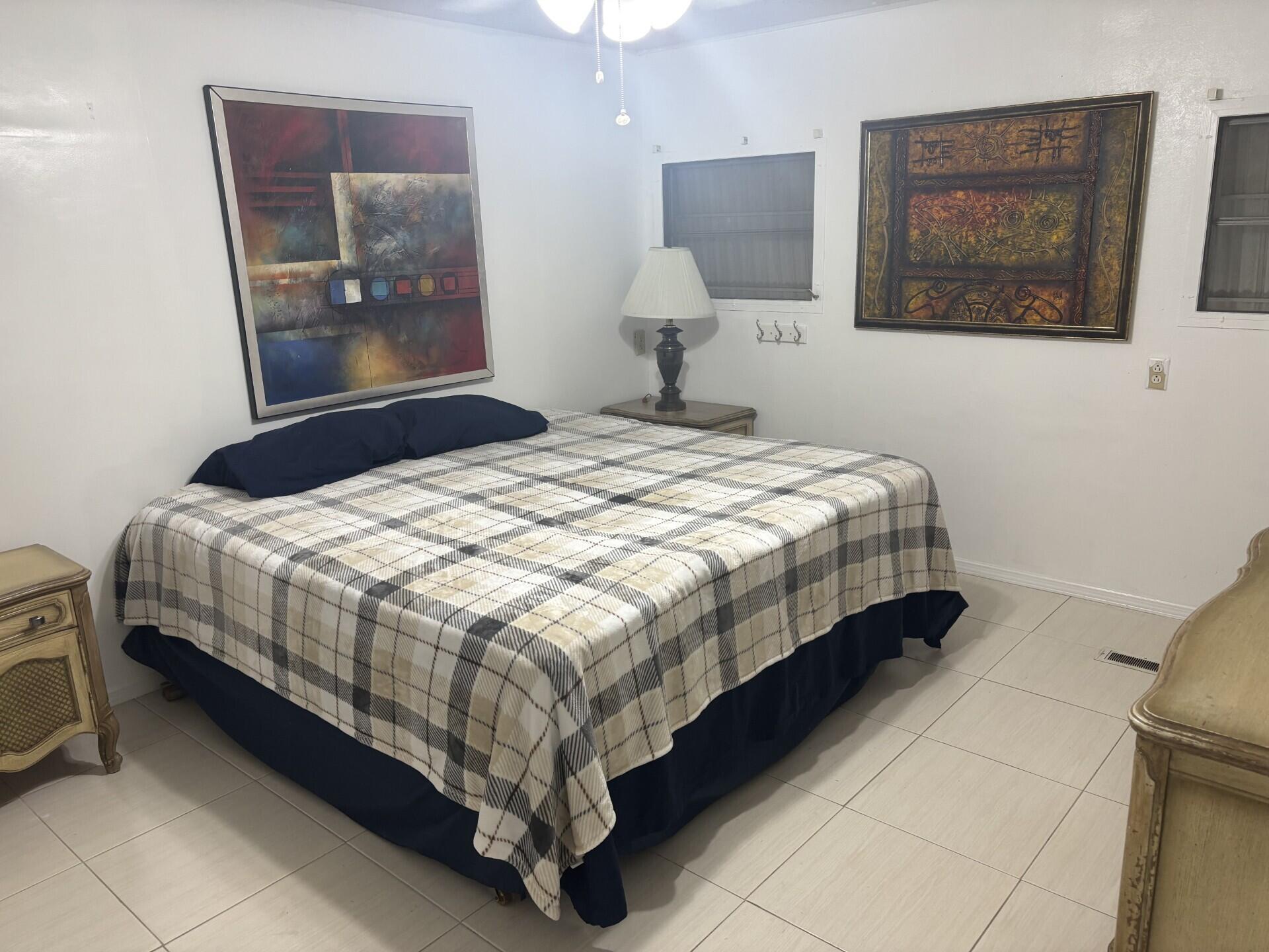 BREEZE HILL RESORT MOBILE - Residential