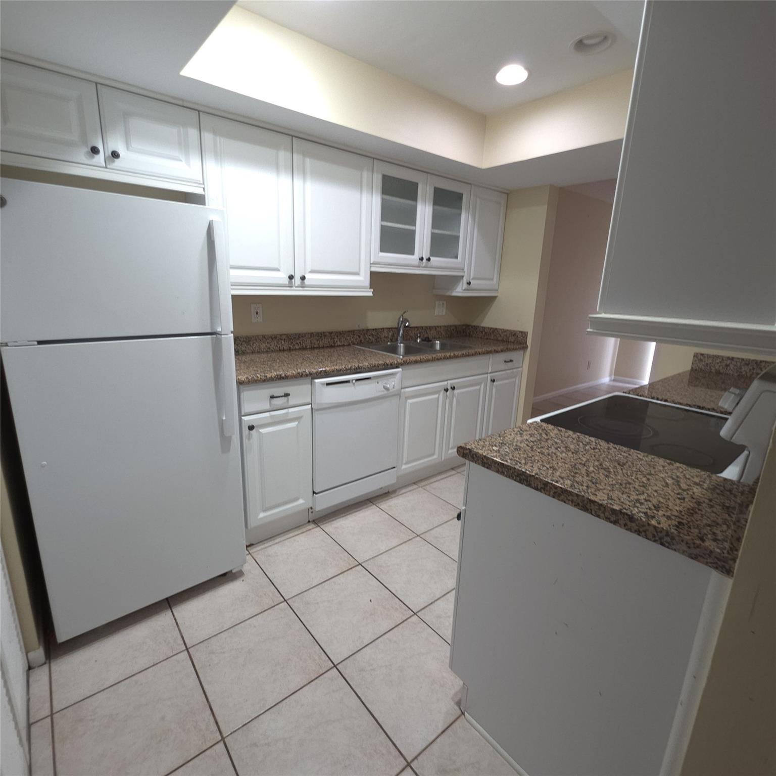 Maplewood Townhouses - Residential Lease