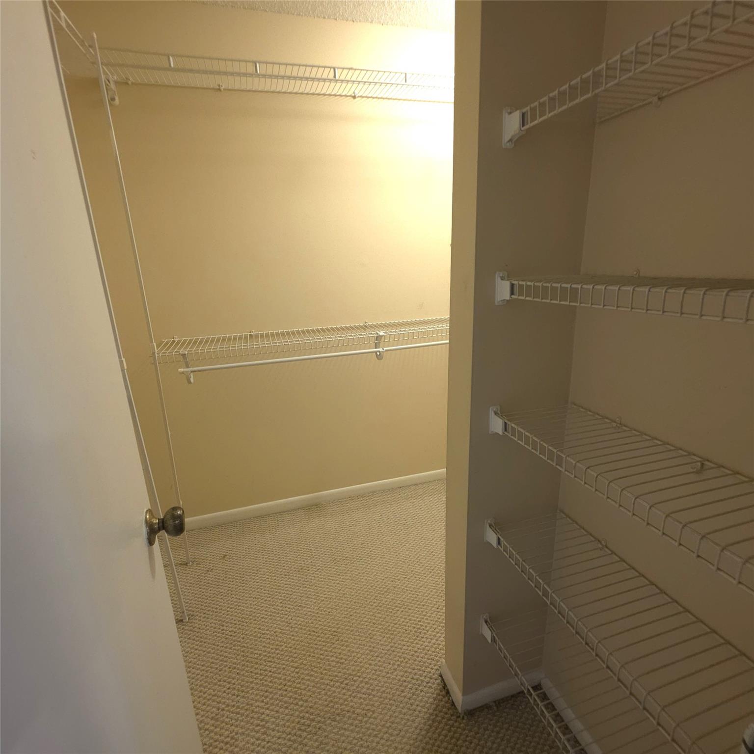 Maplewood Townhouses - Residential Lease