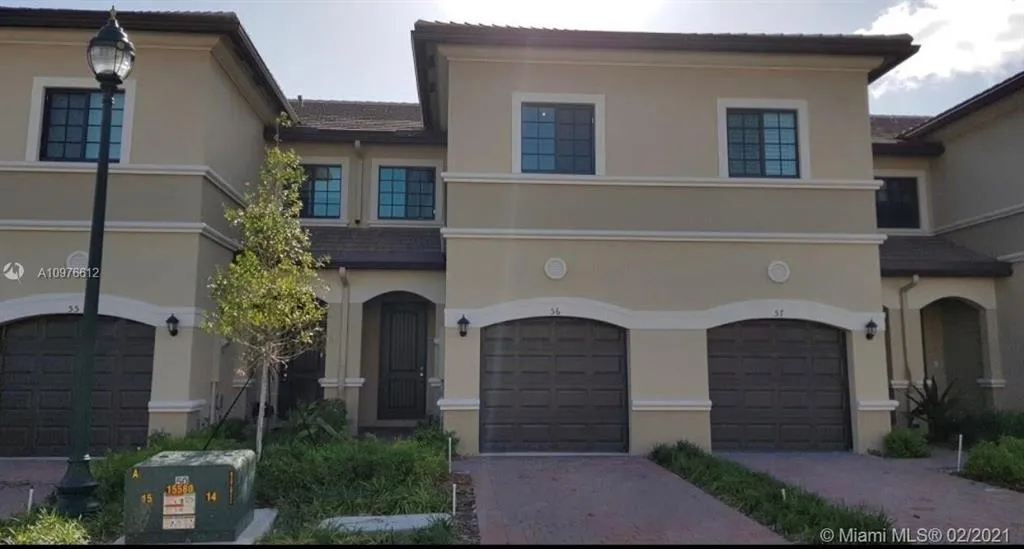 4206 N DIXIE Hwy Unit 16  