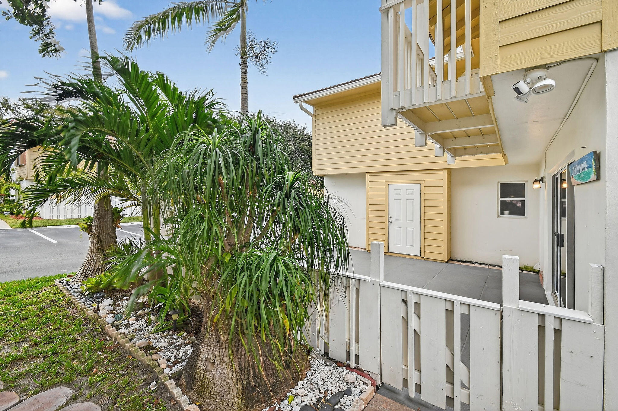 View photos, virtual tours, details... 170 Seabreeze Circle