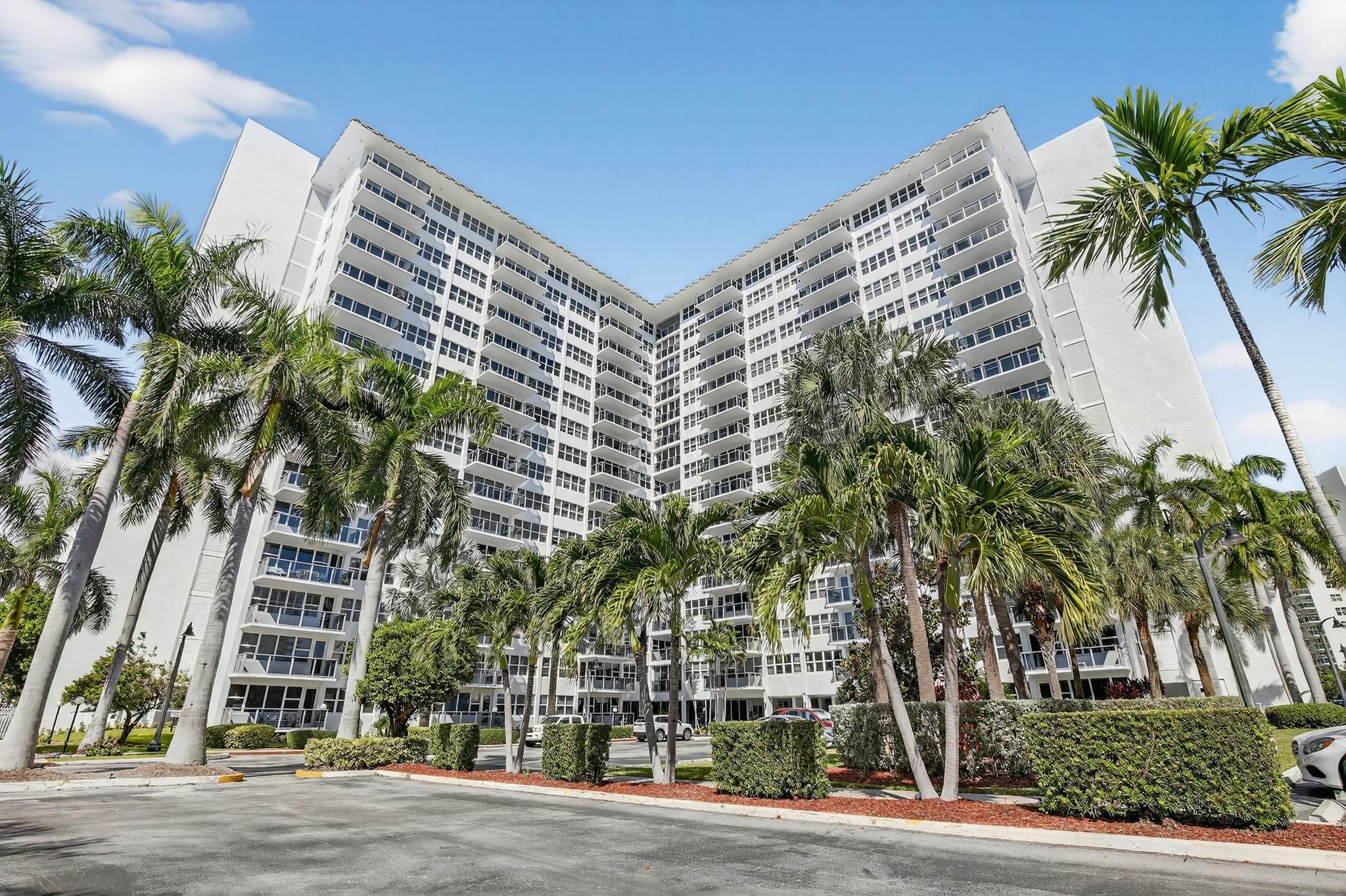 CORAL RIDGE TOWERS SOUTH - Residential