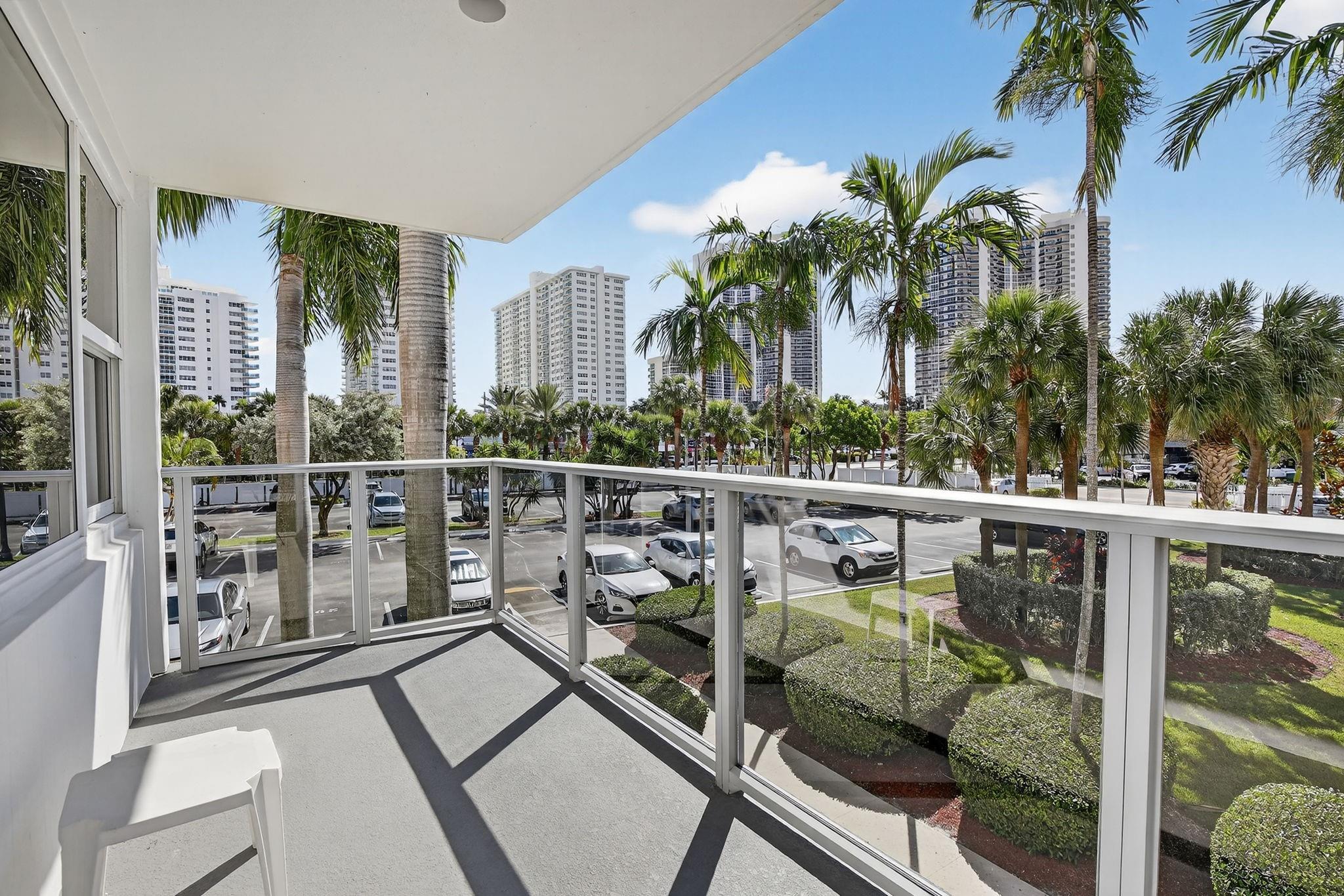 CORAL RIDGE TOWERS SOUTH - Residential