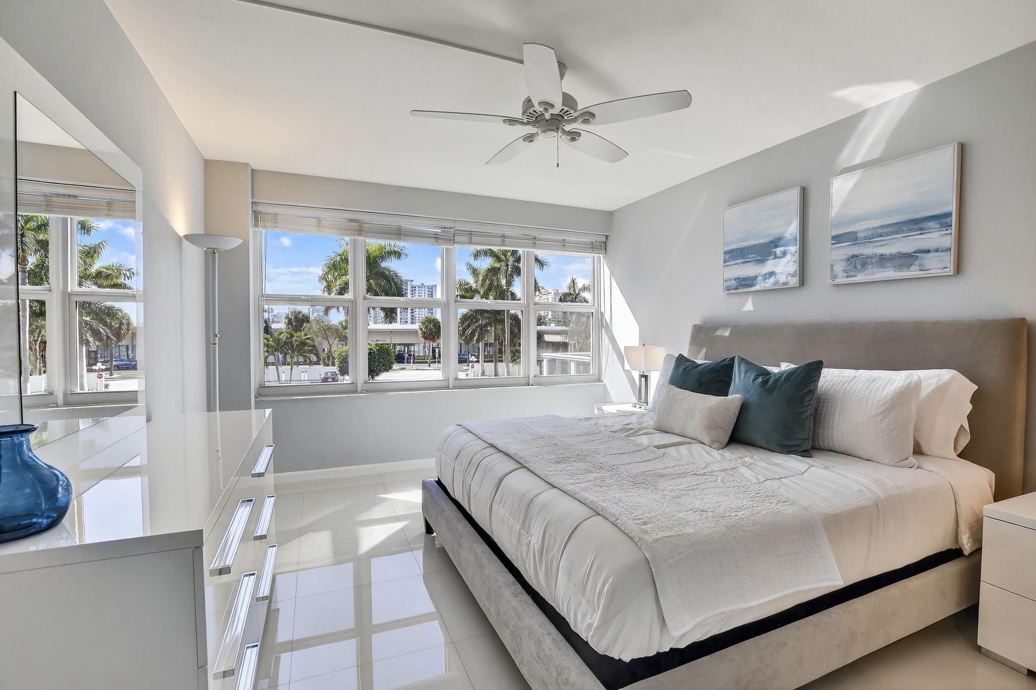 CORAL RIDGE TOWERS SOUTH - Residential