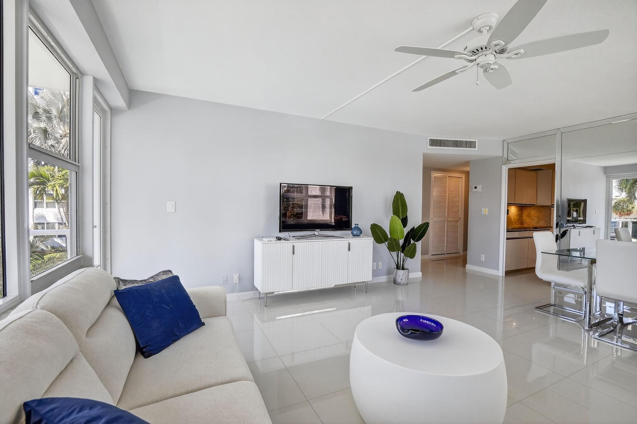 CORAL RIDGE TOWERS SOUTH - Residential