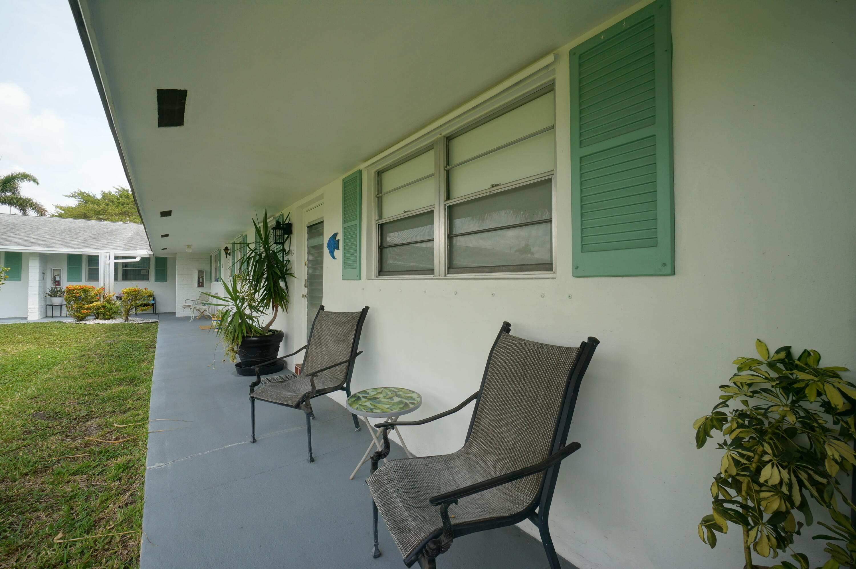 400 SW GOLFVIEW Terrace 115