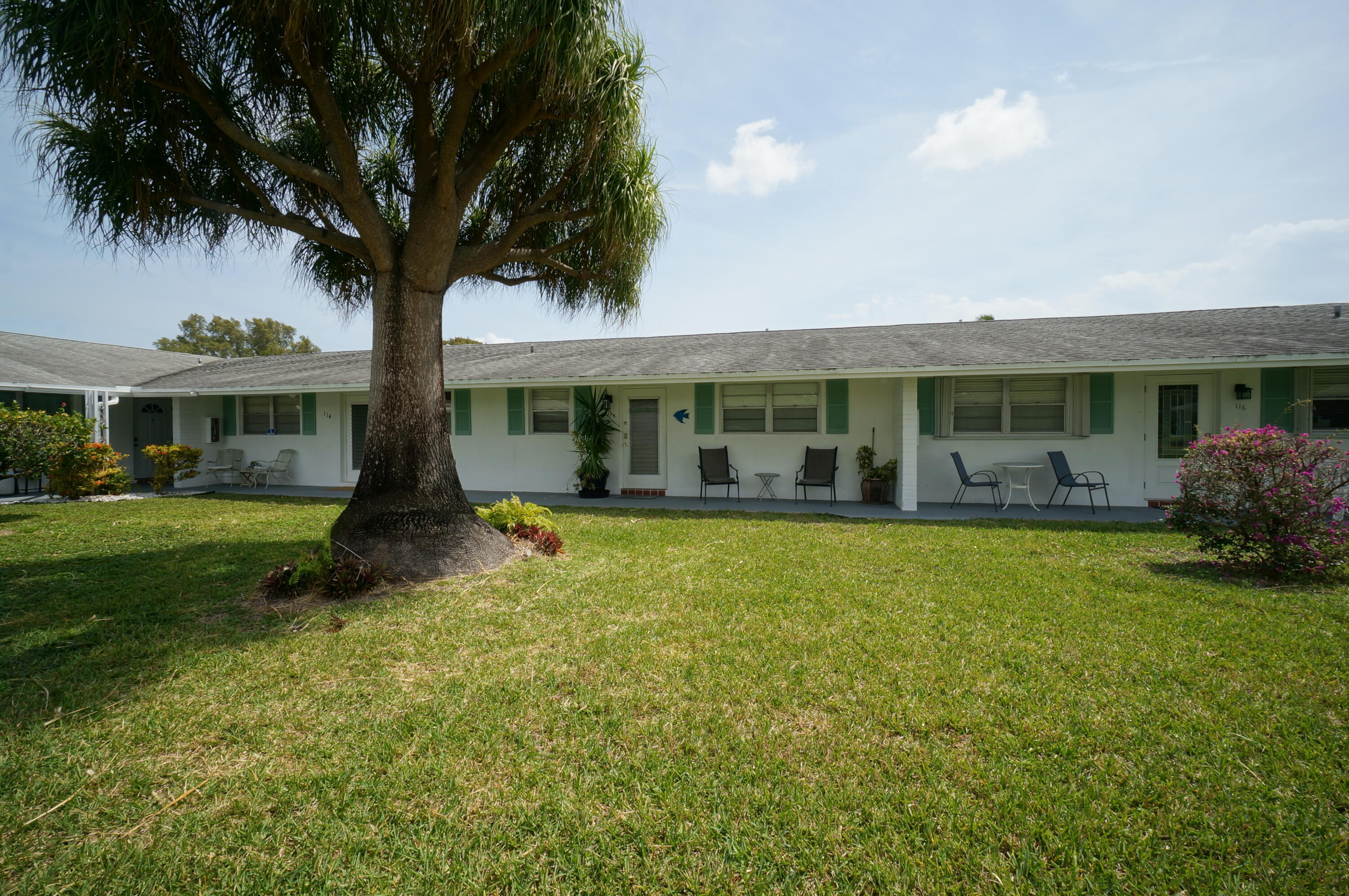 400 SW GOLFVIEW Terrace 115