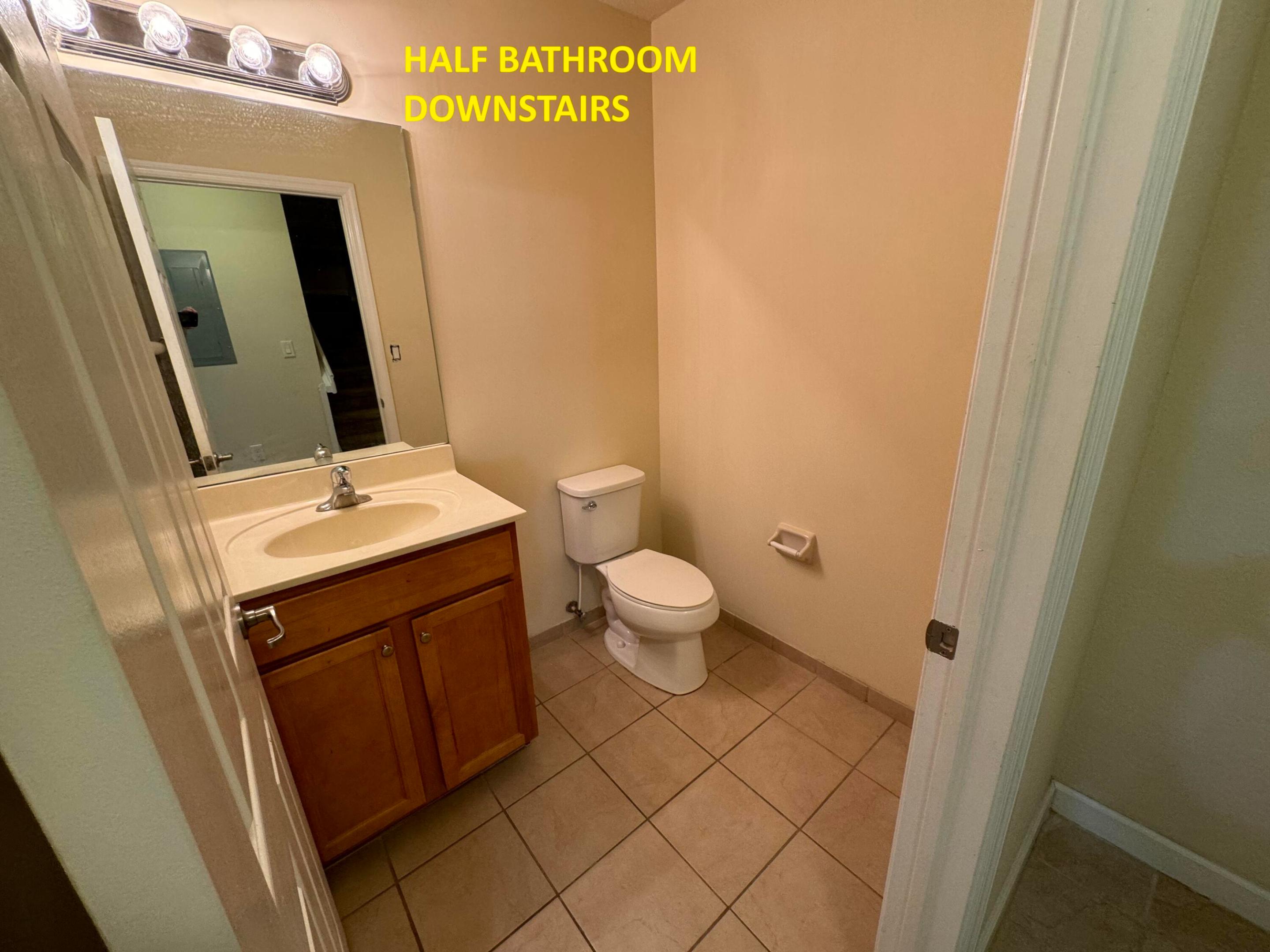 THE COURTS AT BAYSHORE I CONDO - Residential