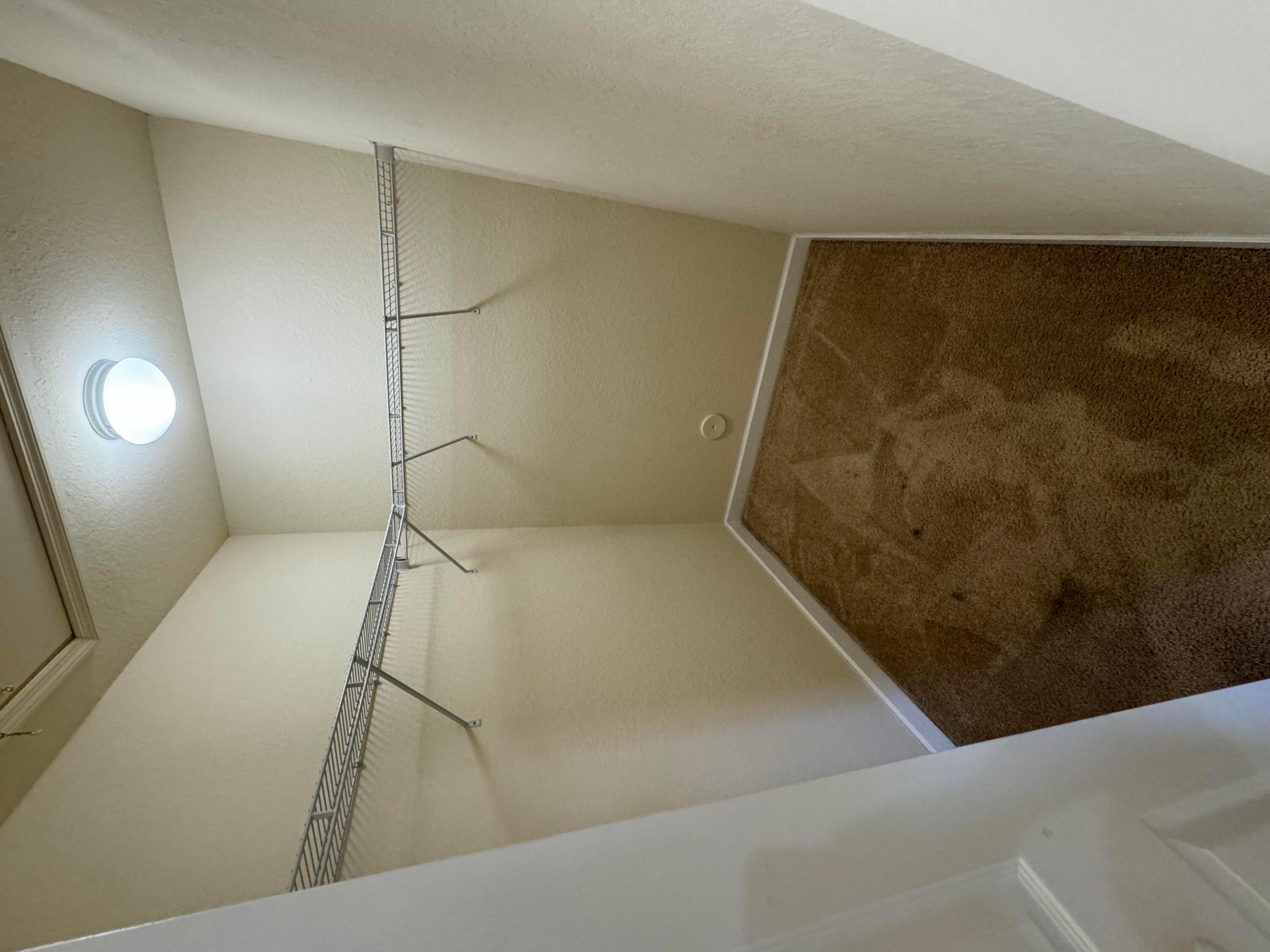 THE COURTS AT BAYSHORE I CONDO - Residential