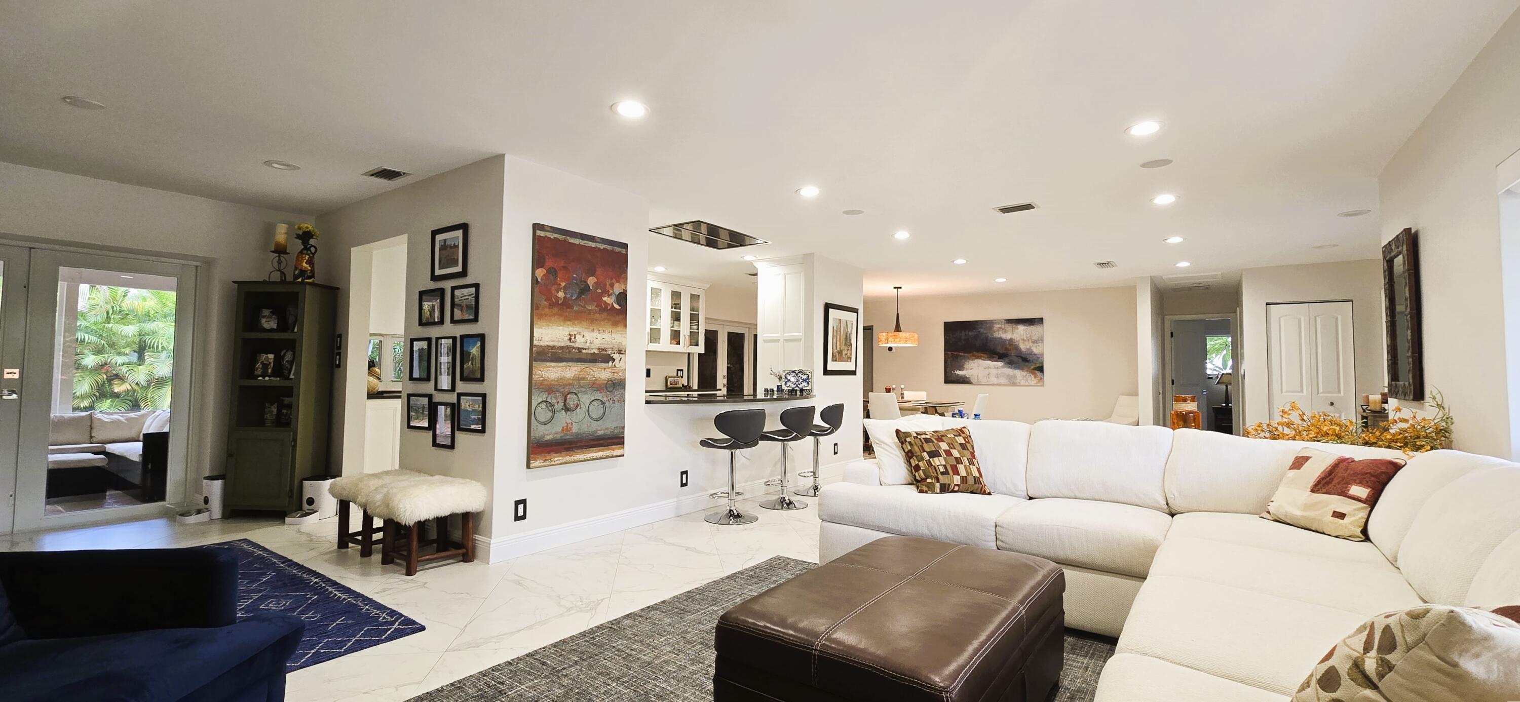 HIDDEN KEY - Residential