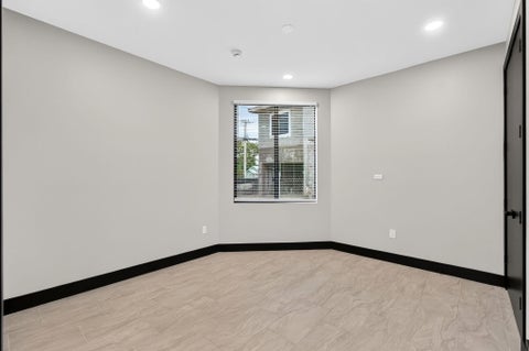 Tiny photo for 3541 NE 13th Avenue #Unit A, Oakland Park, FL 33334 (MLS # B26092795)