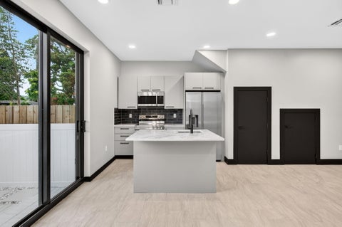 Tiny photo for 3541 NE 13th Avenue #Unit A, Oakland Park, FL 33334 (MLS # B26092795)