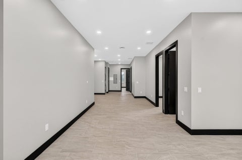 Tiny photo for 3541 NE 13th Avenue #Unit A, Oakland Park, FL 33334 (MLS # B26092795)