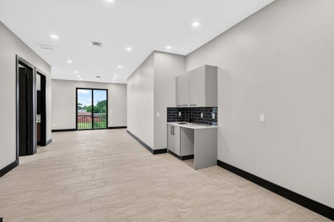Tiny photo for 3541 NE 13th Avenue #Unit A, Oakland Park, FL 33334 (MLS # B26092795)