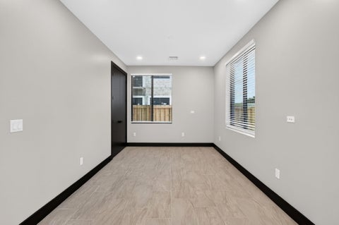 Tiny photo for 3541 NE 13th Avenue #Unit A, Oakland Park, FL 33334 (MLS # B26092795)