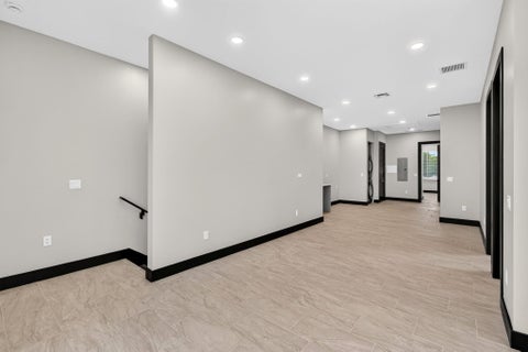 Tiny photo for 3541 NE 13th Avenue #Unit A, Oakland Park, FL 33334 (MLS # B26092795)