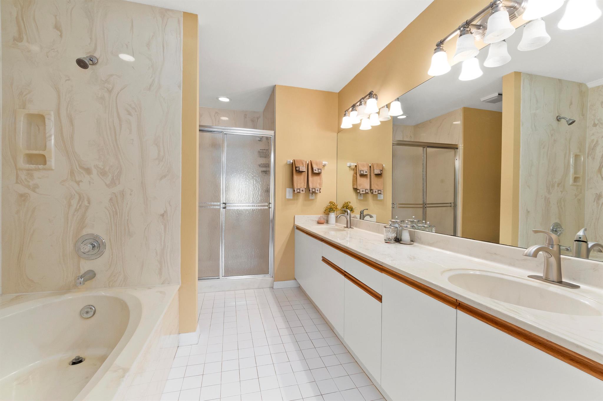 CORAL COVE BEACH SECTION 1 - Residential