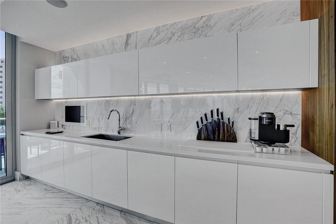 Paramount - Residential