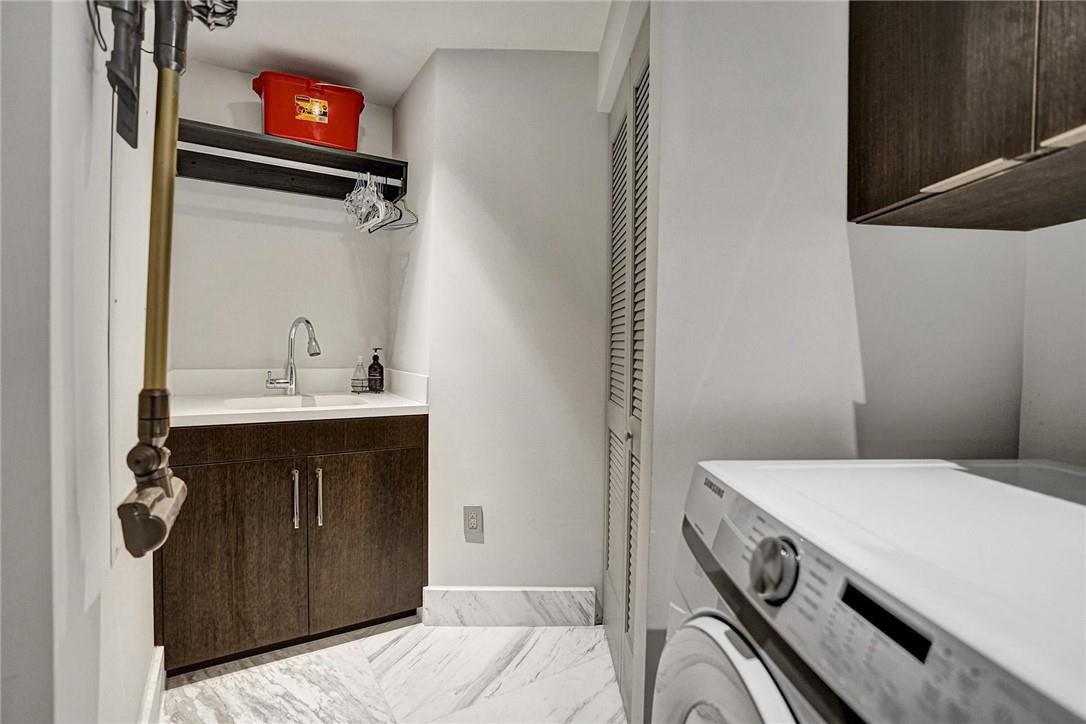 Paramount - Residential