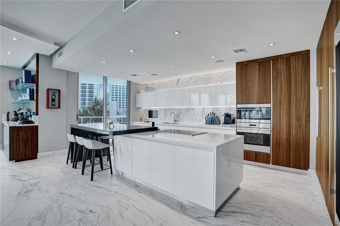 Paramount - Residential