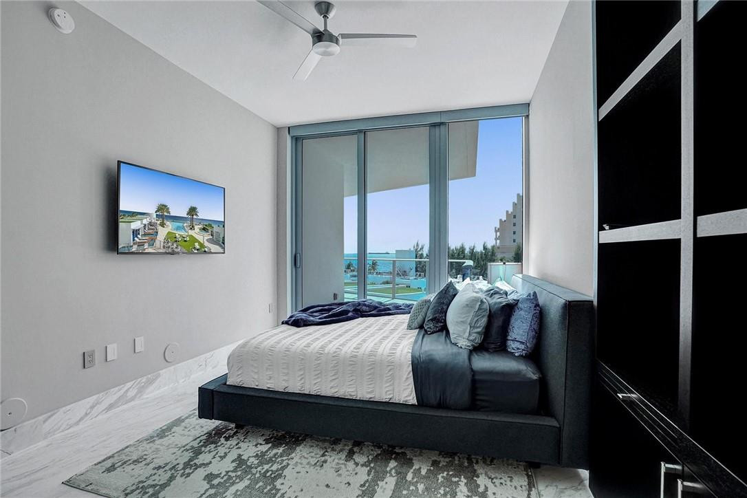 Paramount - Residential