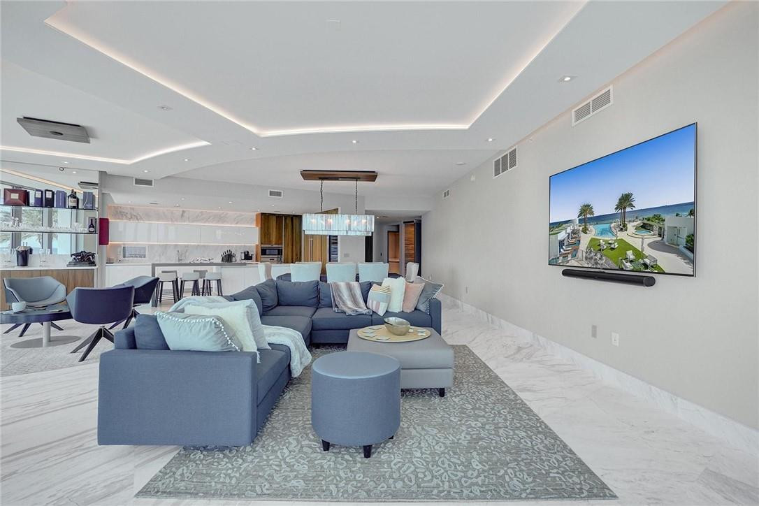 Paramount - Residential