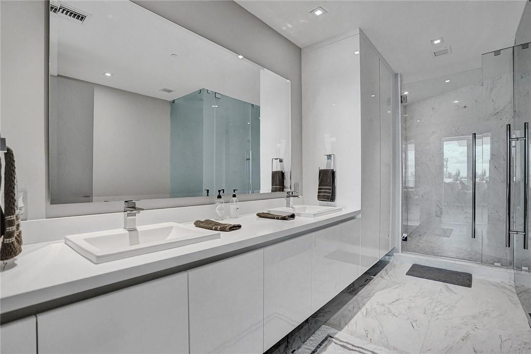 Paramount - Residential