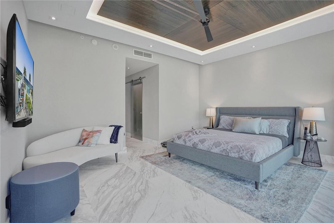 Paramount - Residential