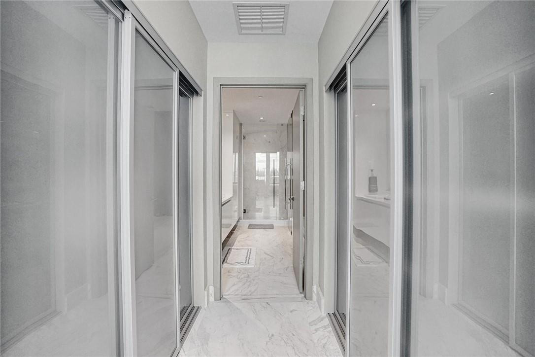 Paramount - Residential