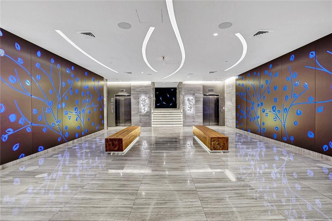 Paramount - Residential