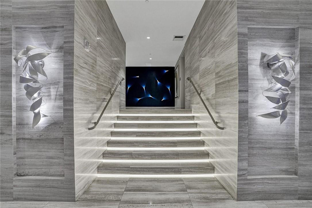 Paramount - Residential