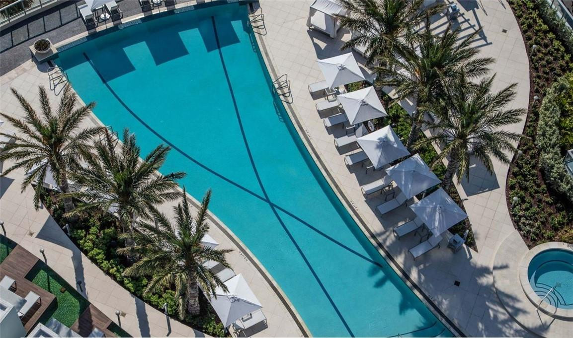 Paramount - Residential