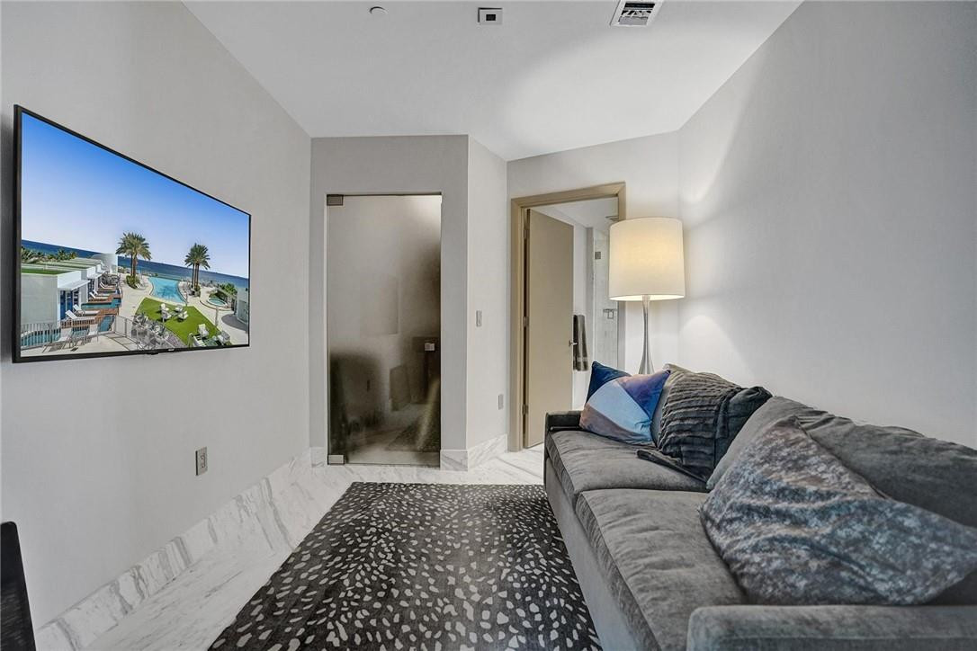 Paramount - Residential