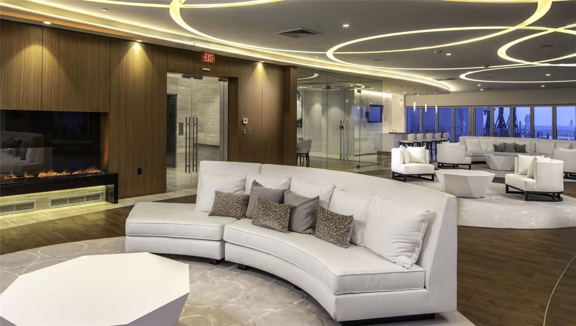 Paramount - Residential